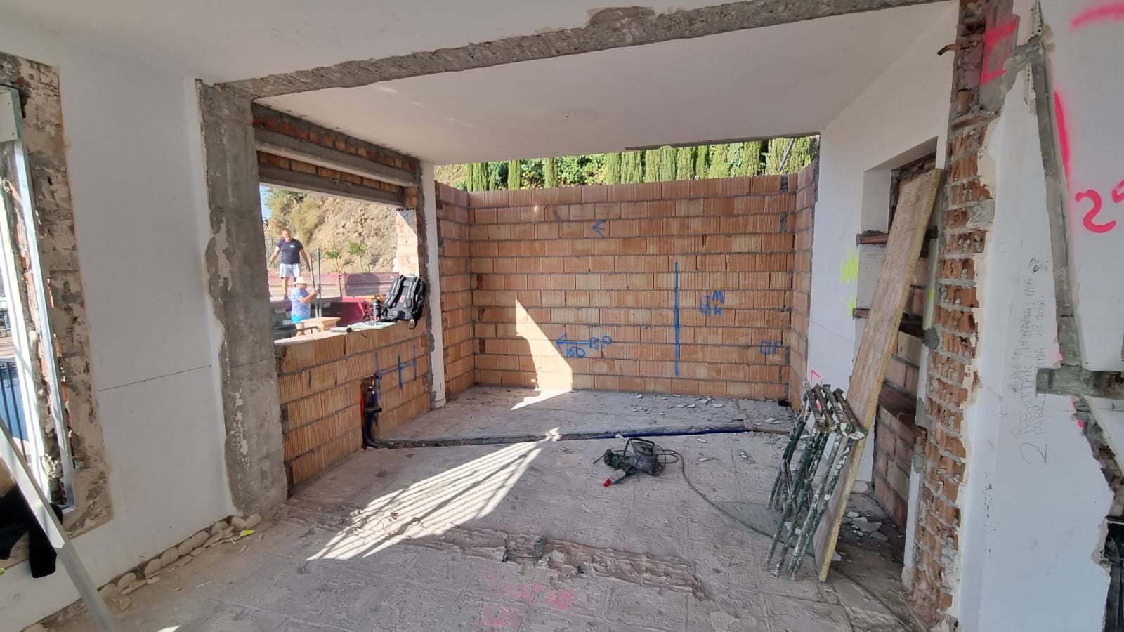 Reforma de cocina abierta con península Idecocina