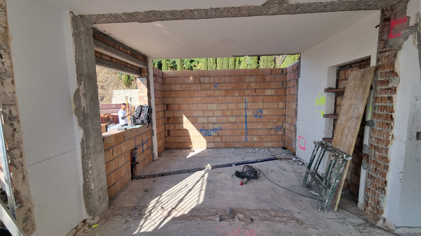Reforma de cocina abierta con península Idecocina