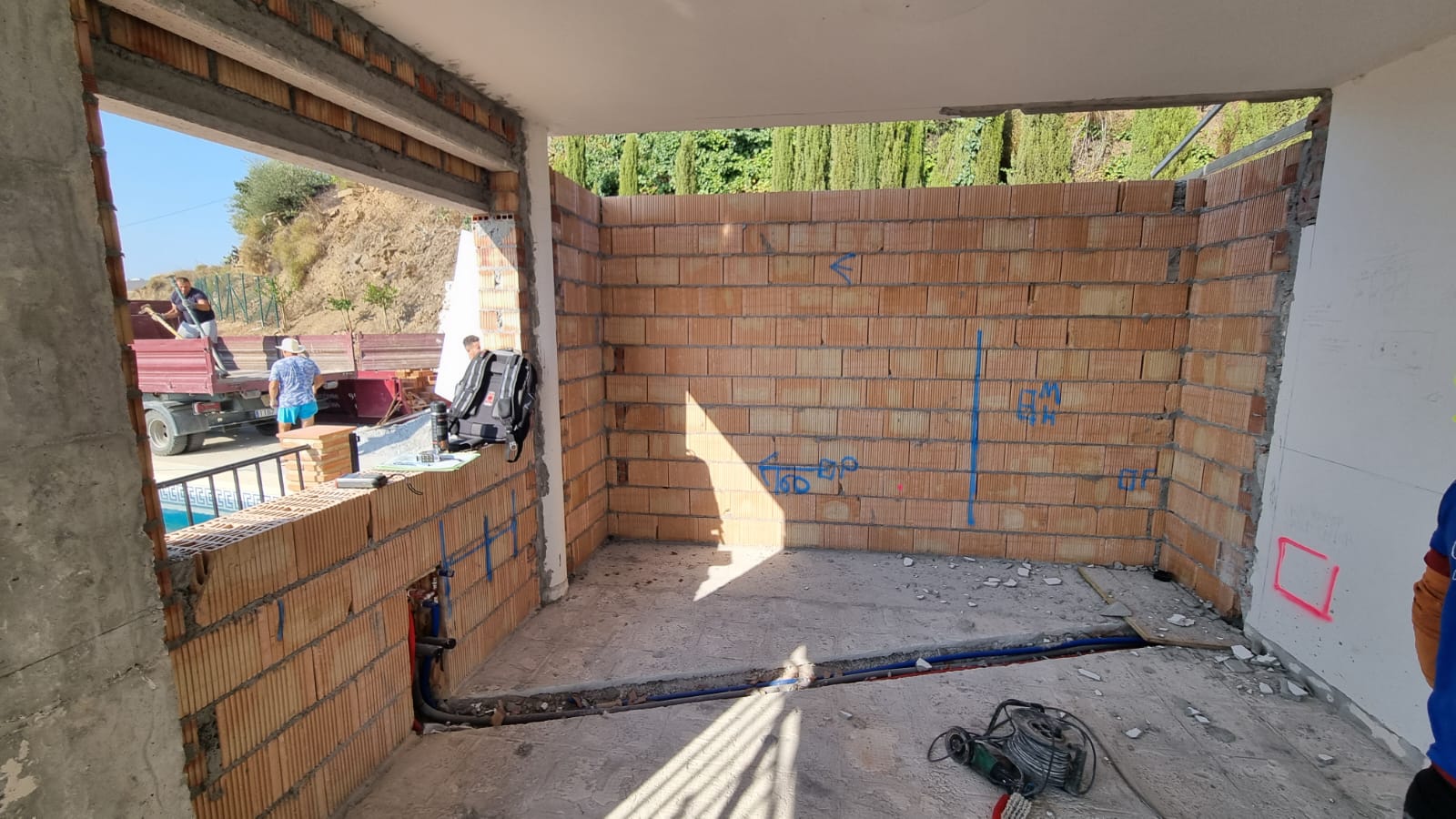 Reforma de cocina abierta con península Idecocina